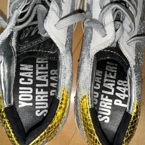 Like New P448 John glitter low top sneaker, 38/8 CB2323 - Picture 5 of 7